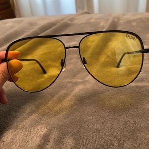 Quay Australia x Desi Perkins Sunglasses - Sahara